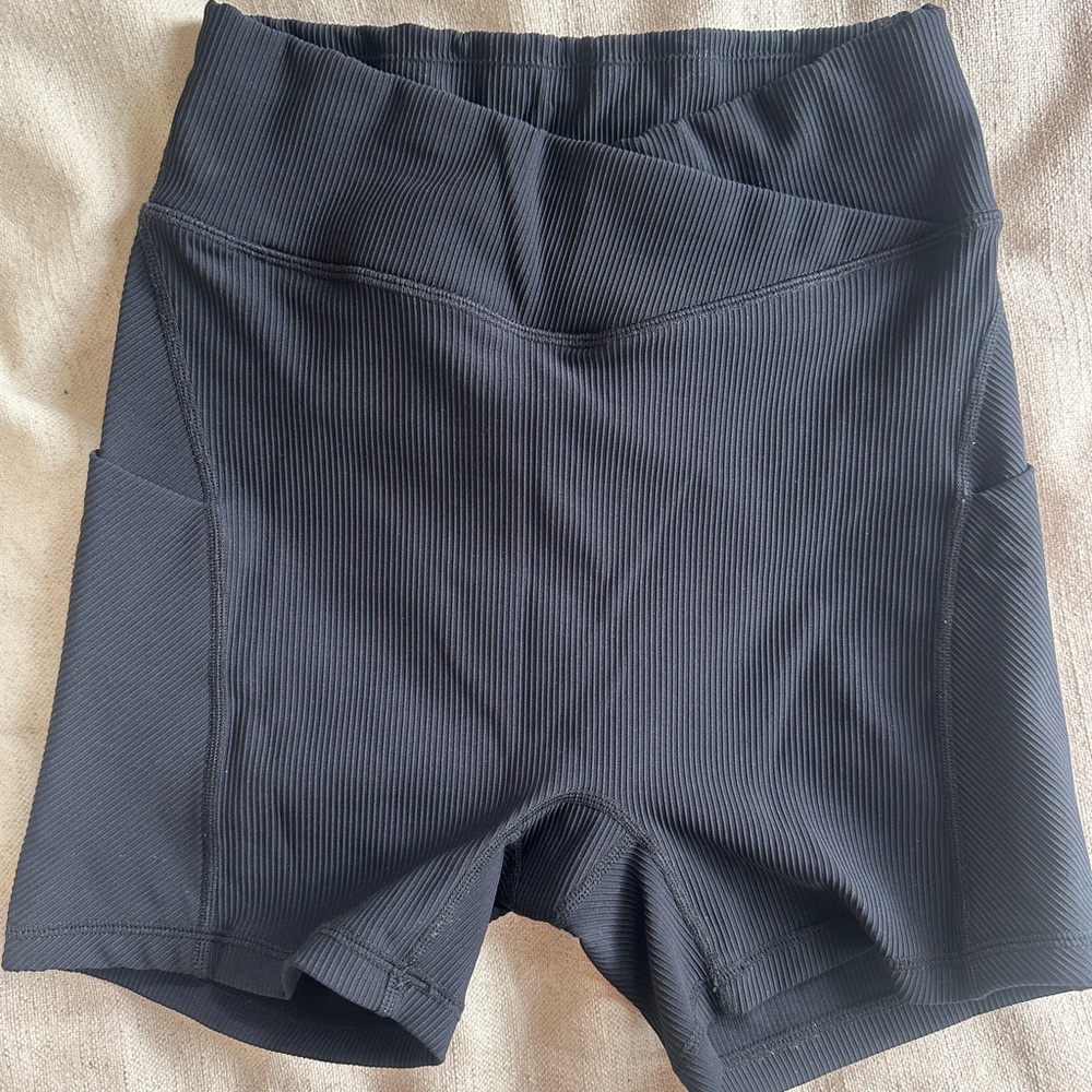 Black Ribbed High-Waisted Athletic Shorts